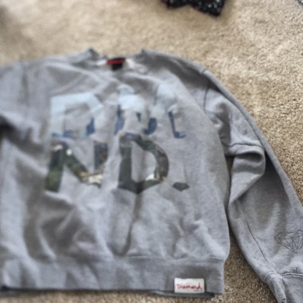 Crew neck